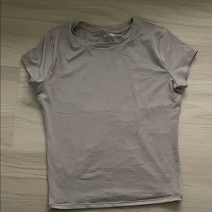 Hollister Women's Tan Short Sleeve Tee